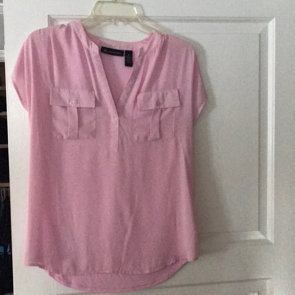 Pink short sleeve shirt